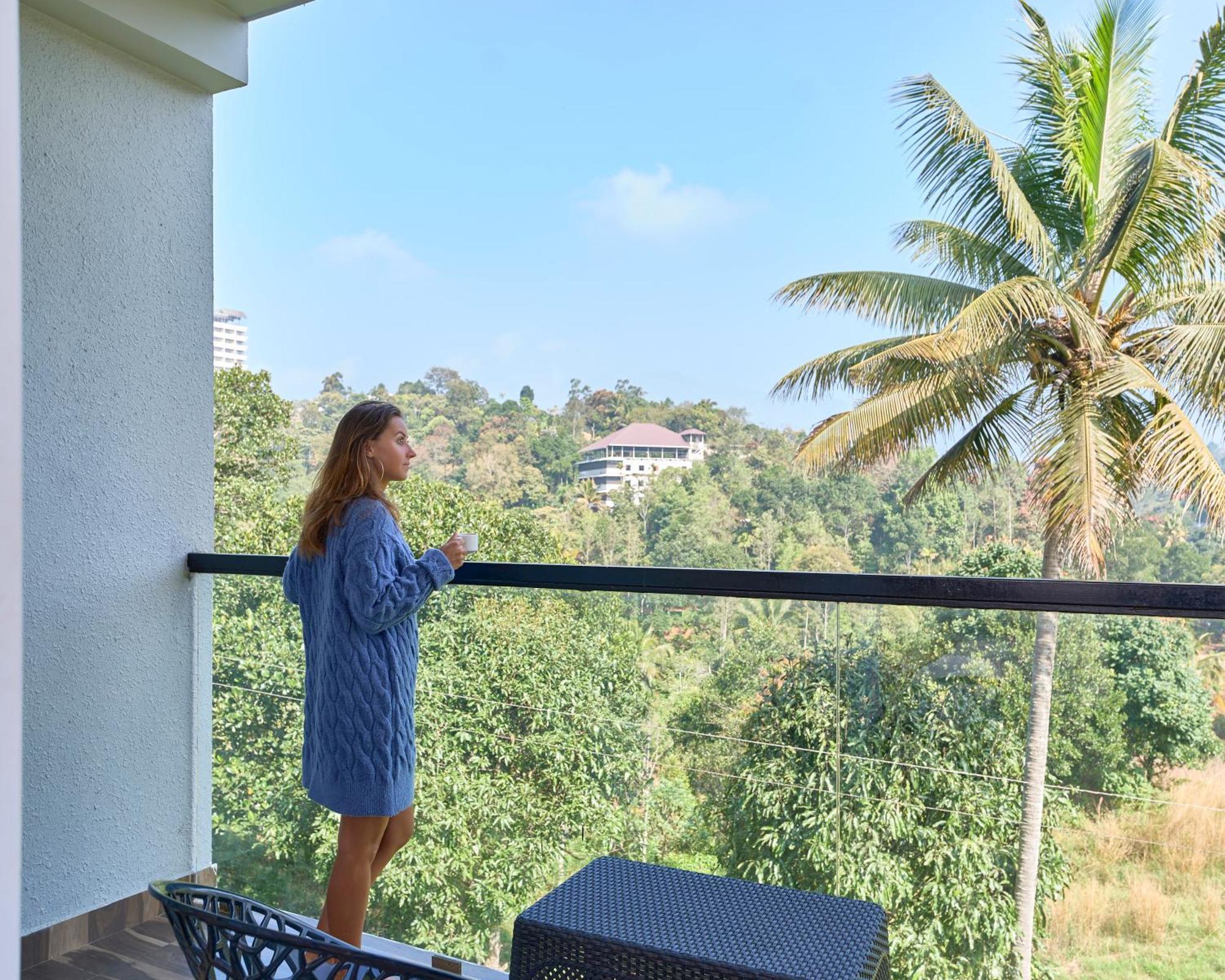 Hotel Velvet Revive Munnar Exterior foto